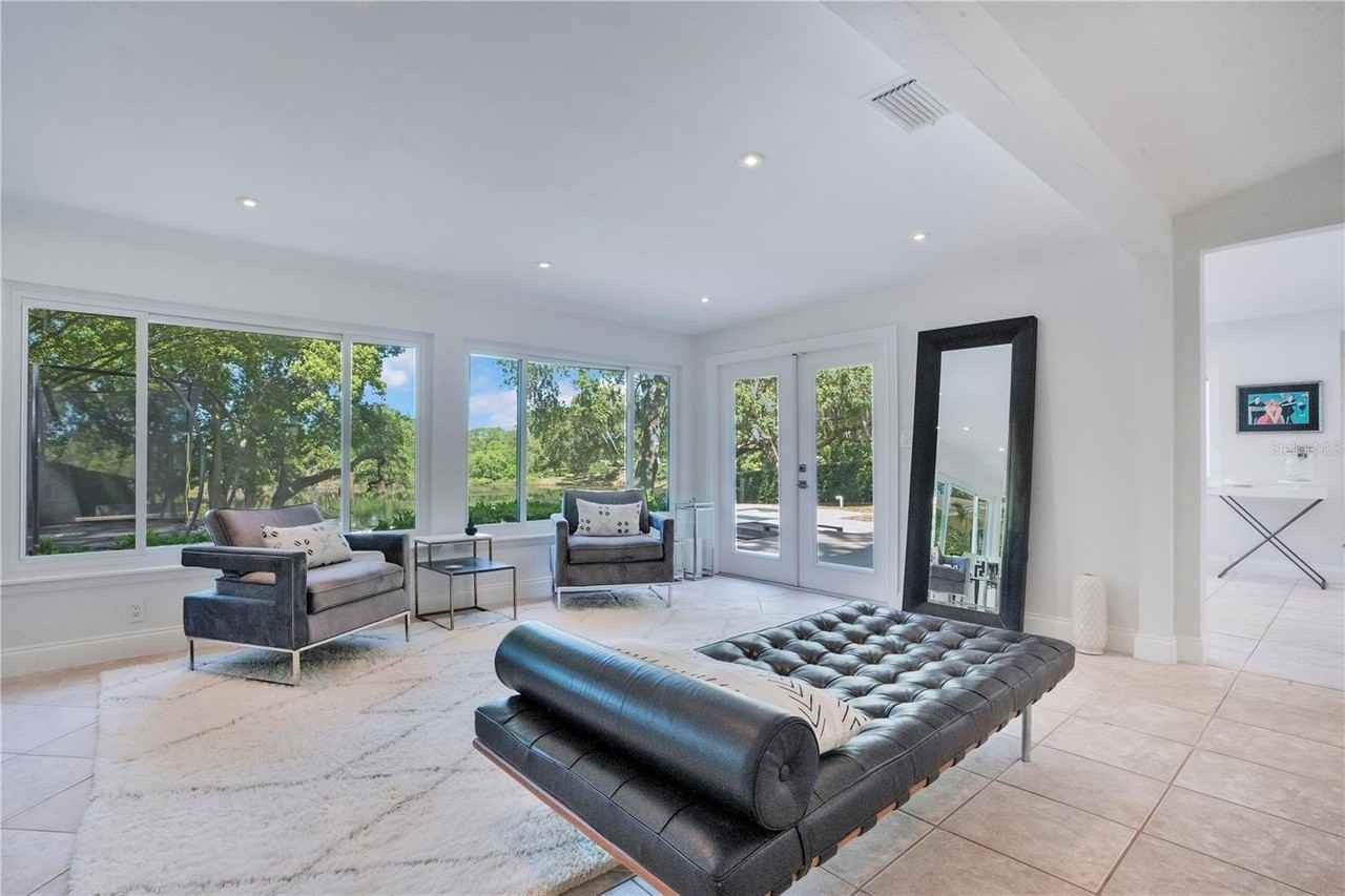 1041 Tuscany Pl - Photo 5 of 39