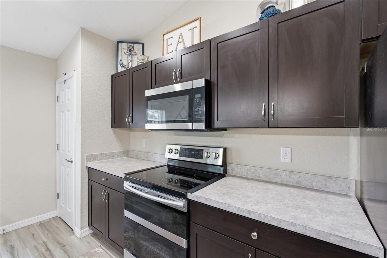 13880 Sw 45th Ter - Photo 7 of 21