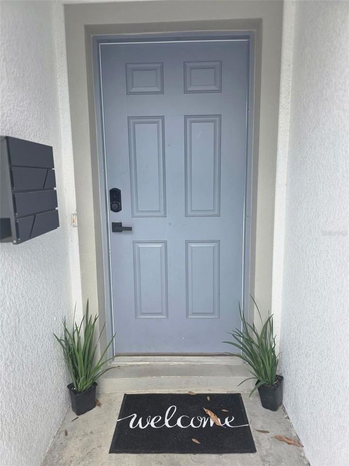 304 Avenue P Nw - Photo 2 of 15