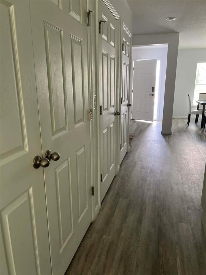 304 Avenue P Nw - Photo 3 of 15