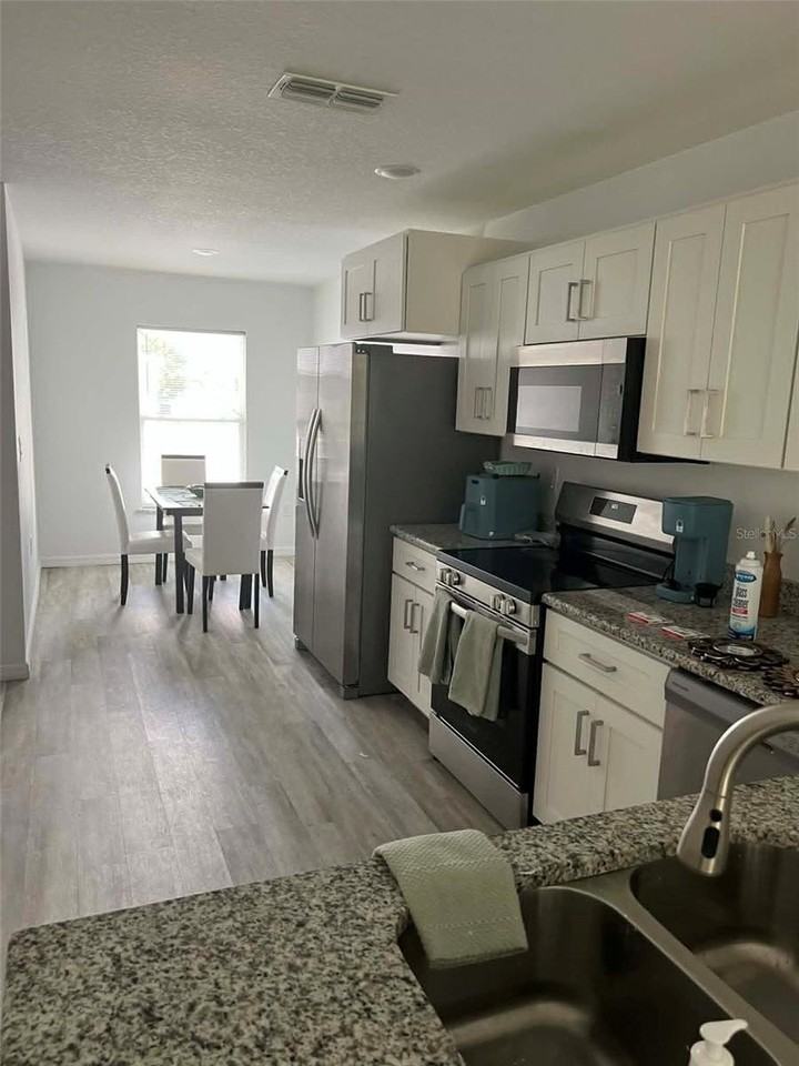 304 Avenue P Nw - Photo 7 of 15