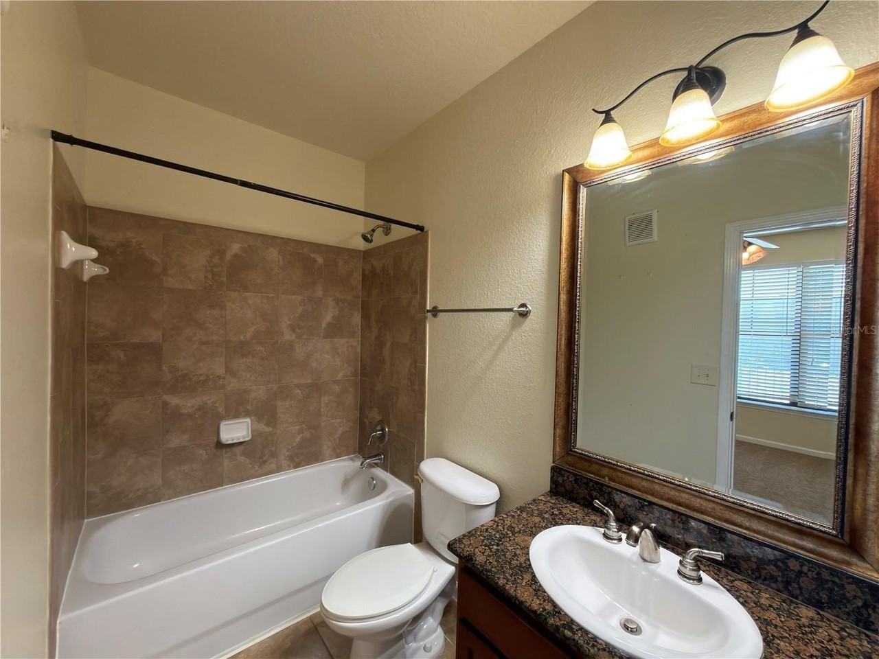 902 Charo Pkwy #624 - Photo 6 of 17