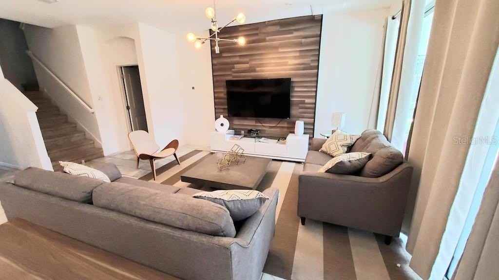 3810 Oakville Ave - Photo 4 of 25