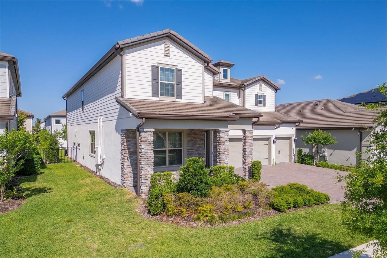 9242 Hanging Vine Ct - Photo 3 of 50