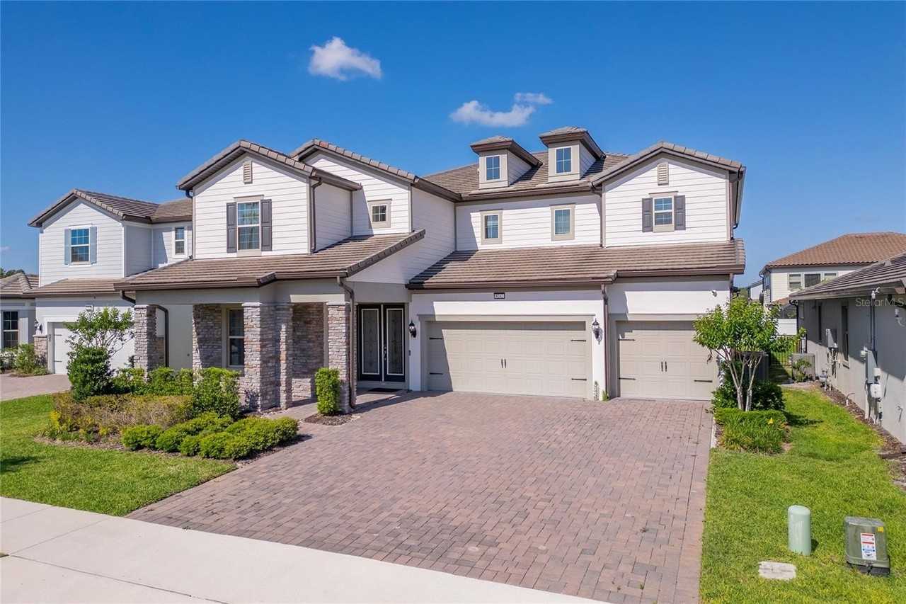 9242 Hanging Vine Ct - Photo 4 of 50