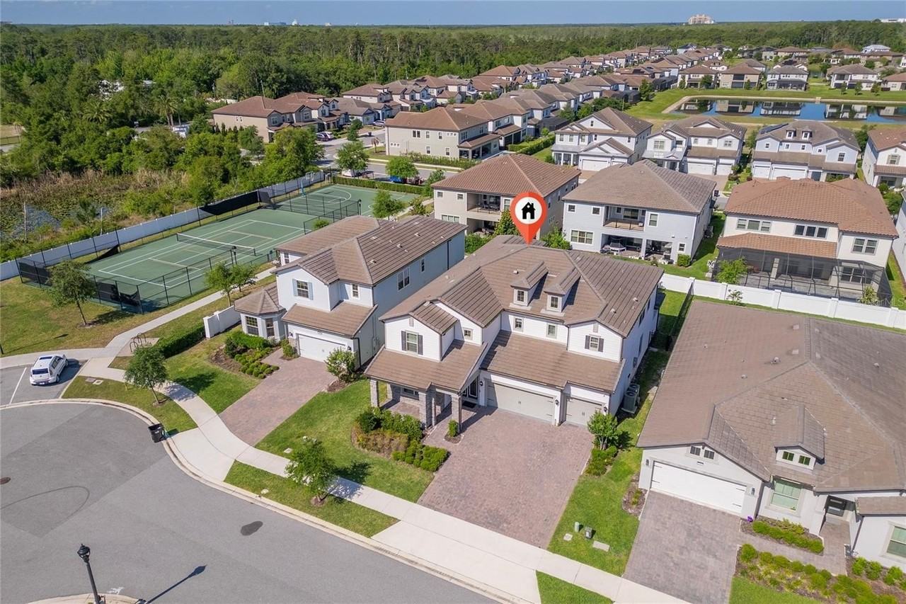 9242 Hanging Vine Ct - Photo 6 of 50