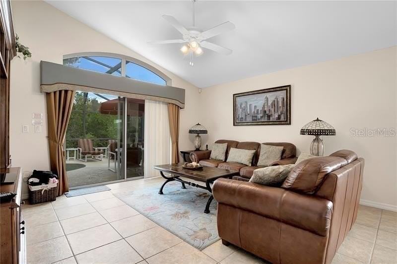 4450 Nirvana Pkwy - Photo 4 of 11