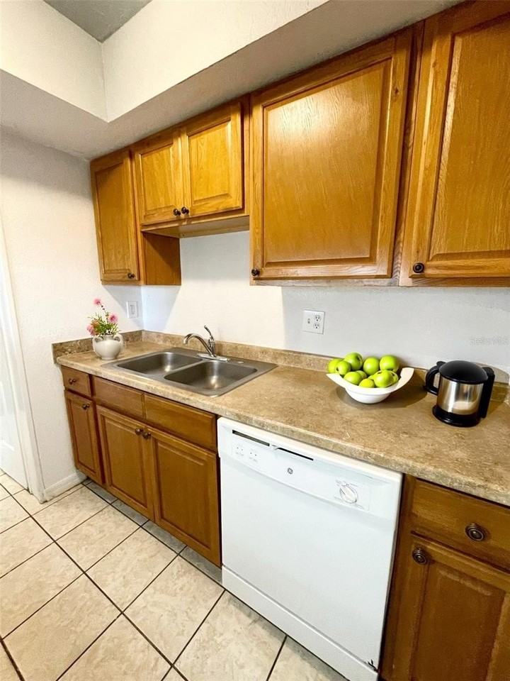 1040 S Buena Vista Dr #1036 - Photo 3 of 17