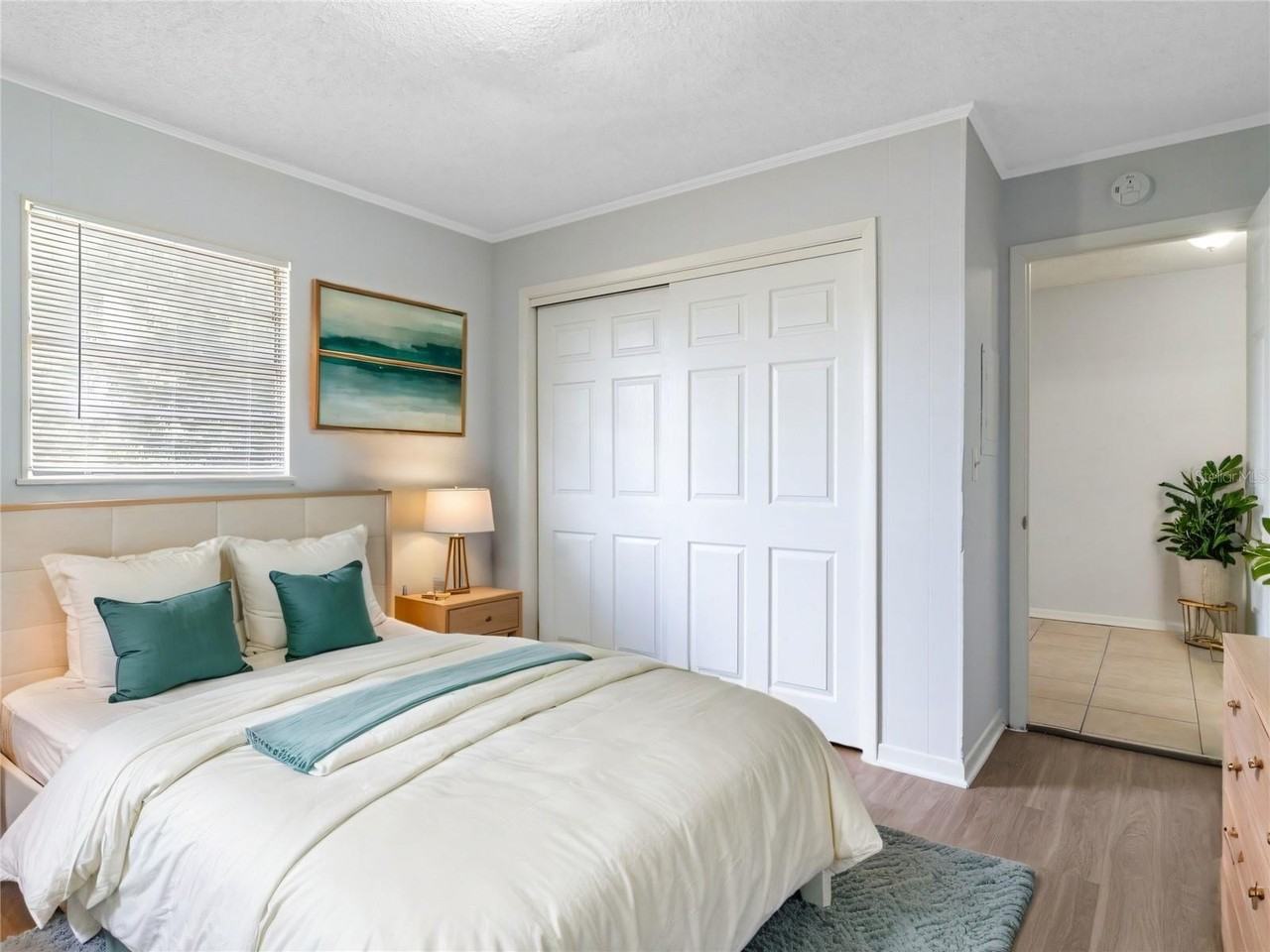 955 6th St Se #11 - Photo 6 of 18