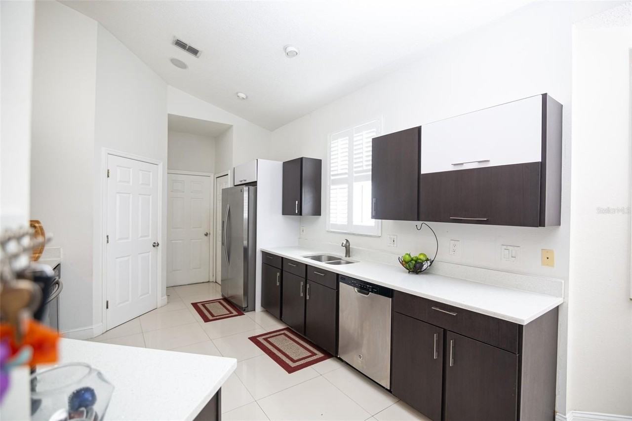 4737 Chalfont Dr CHALFONT DRIVE - Photo 4 of 50