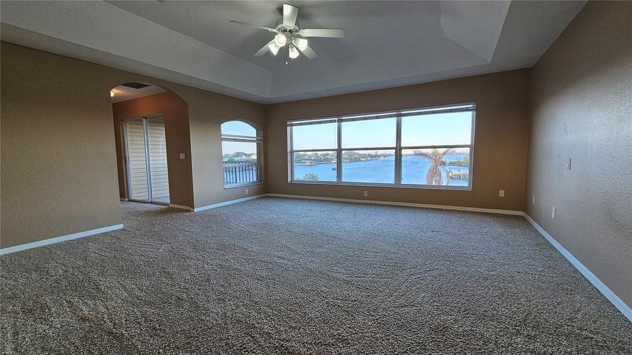 1209 Apollo Beach Blvd - Photo 7 of 31