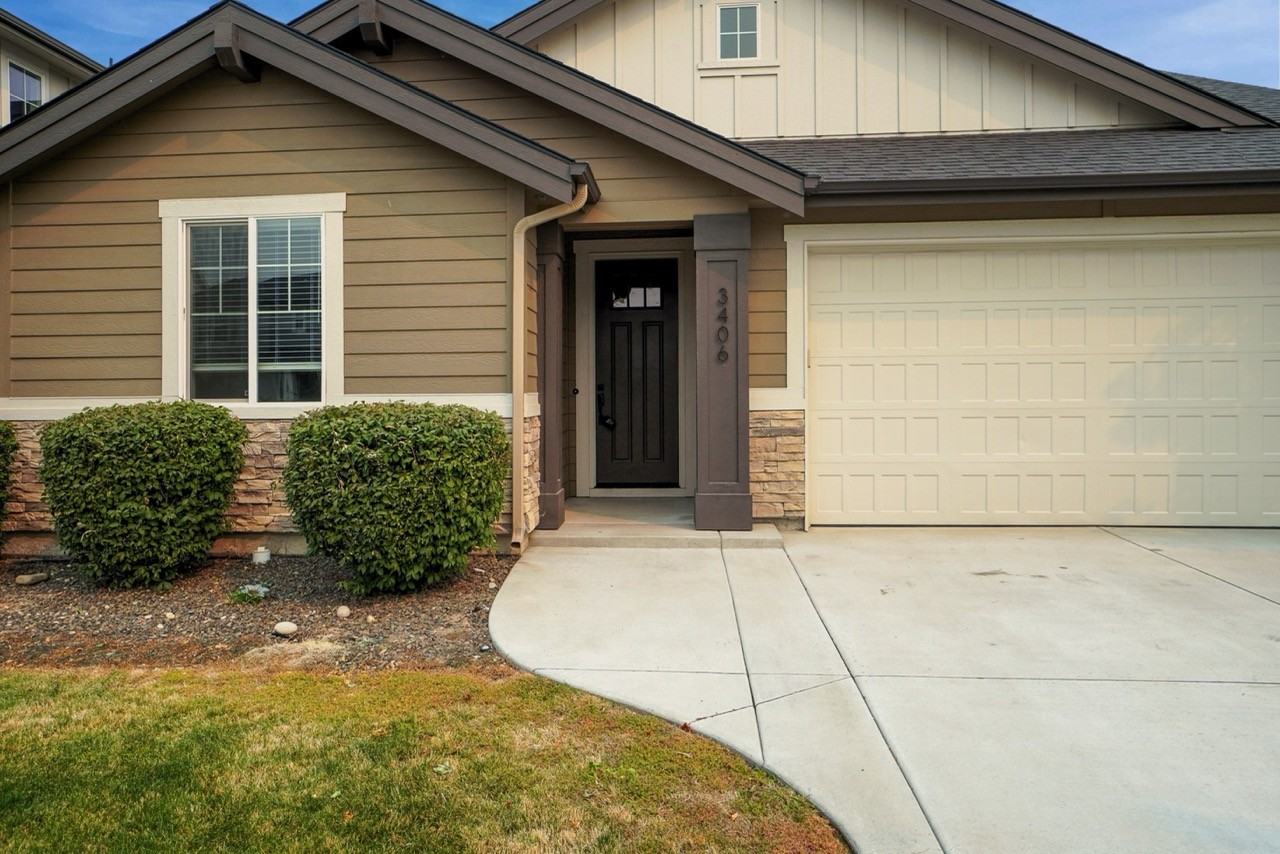 3406 E Girdner Dr #1 - Photo 2 of 30