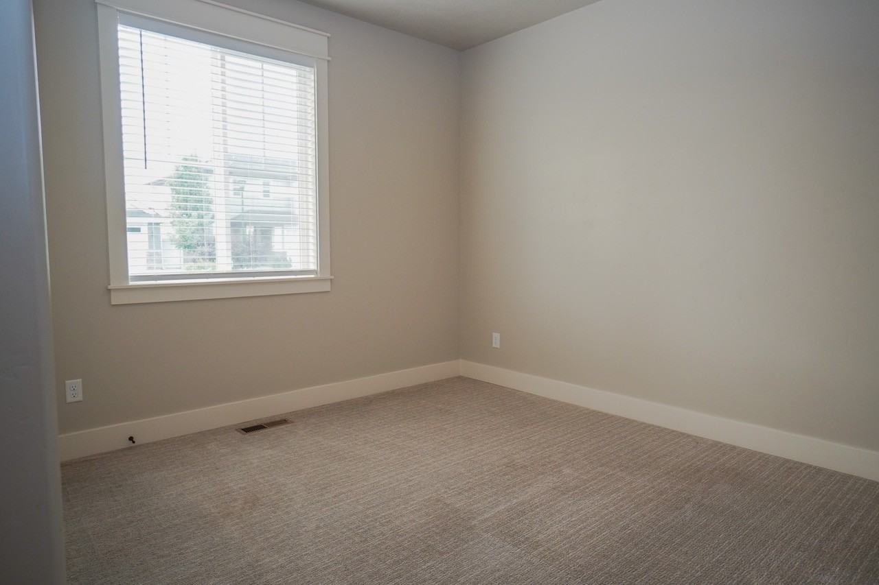 3406 E Girdner Dr #1 - Photo 5 of 30