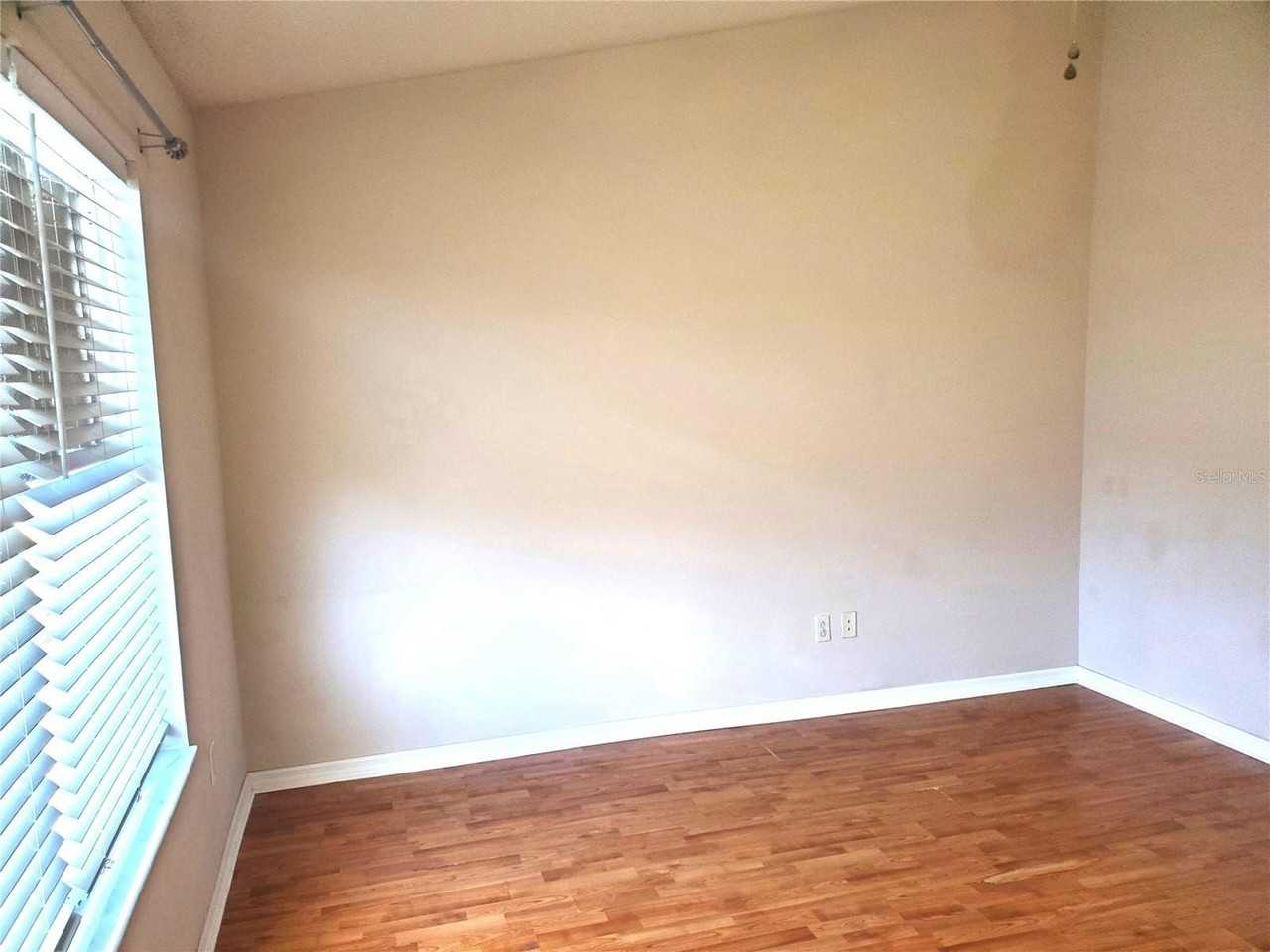 1411 Sedgwick Dr - Photo 6 of 19