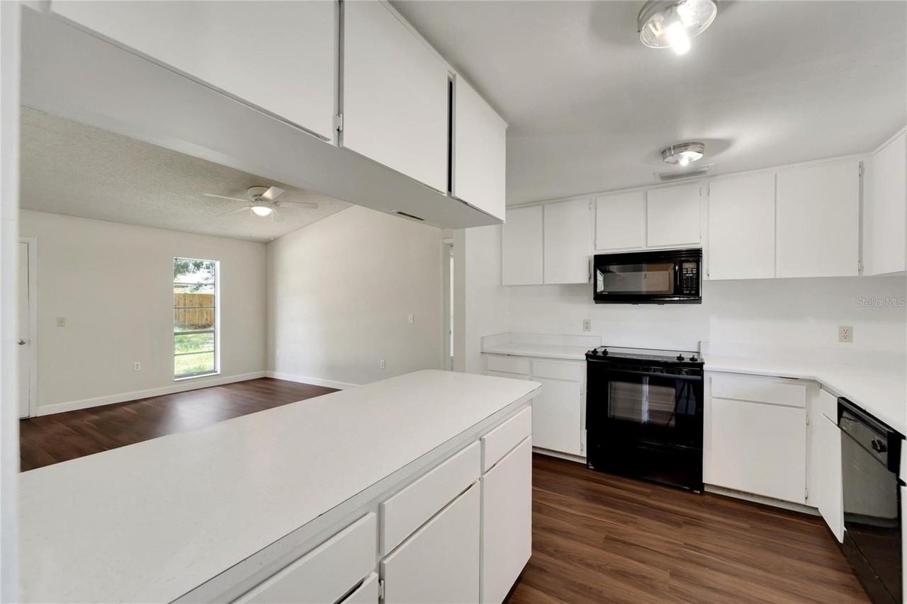 502 Euclid Ave - Photo 4 of 35