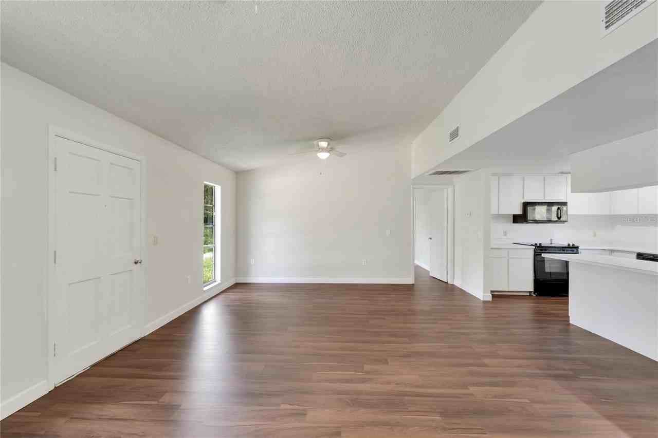 502 Euclid Ave - Photo 6 of 35