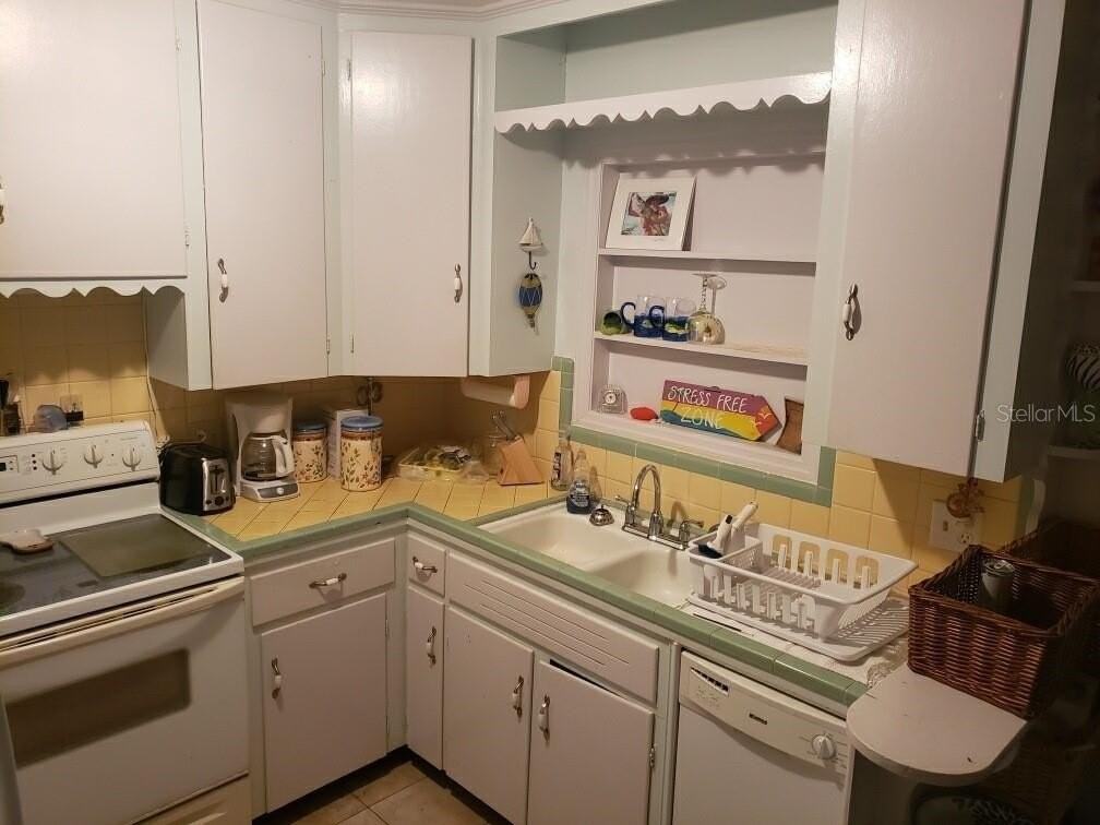 2609 47th St S - Photo 3 of 10