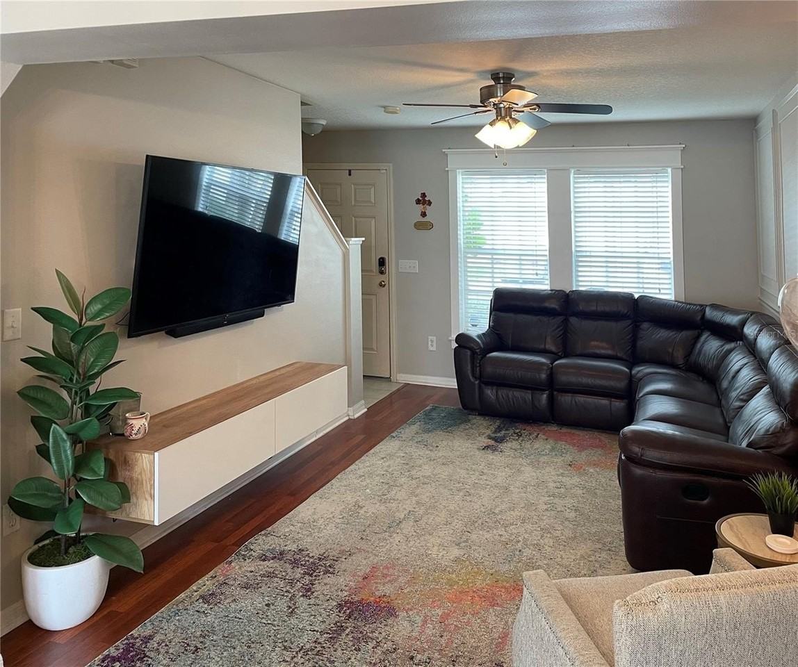 109 Woodknoll Pl - Photo 6 of 35