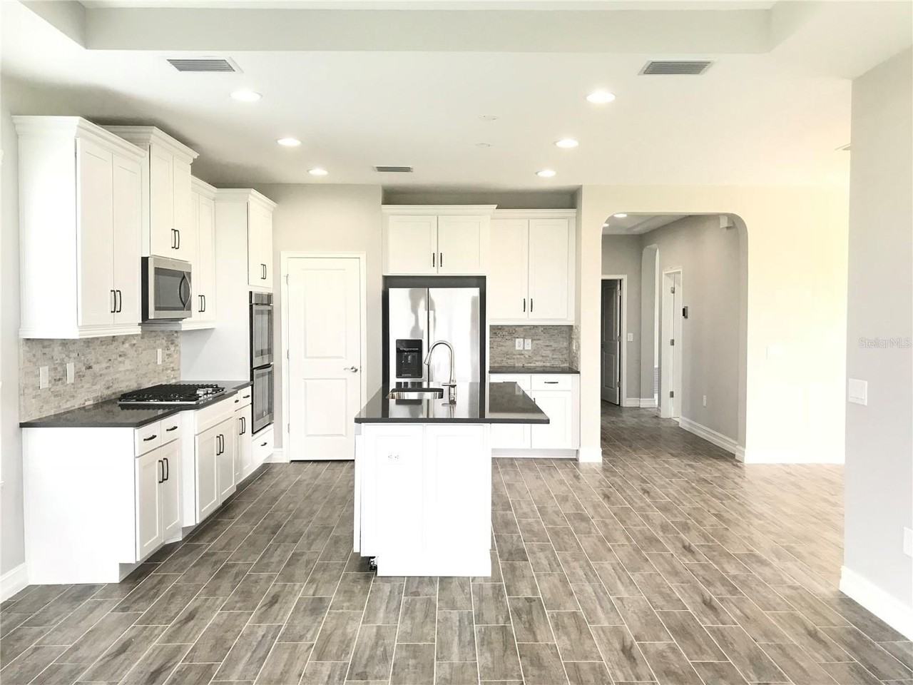 4445 Tramanto Ln - Photo 4 of 31