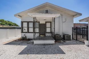 2319 W Aileen St #B - Photo 1 of 1