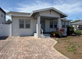 208 N Tampania Ave - Photo 1 of 1