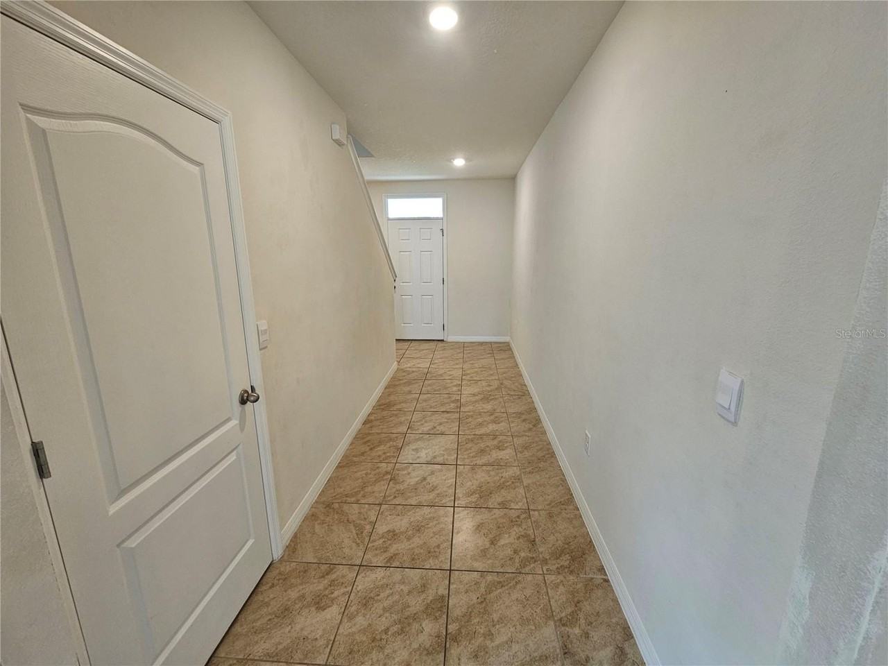 1387 Berry Ln - Photo 3 of 35
