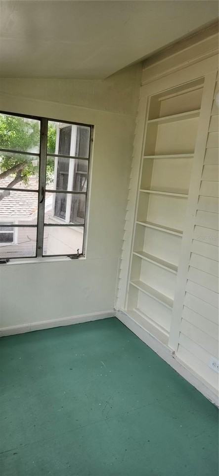 750 7th Ave N #7 - Photo 7 of 9