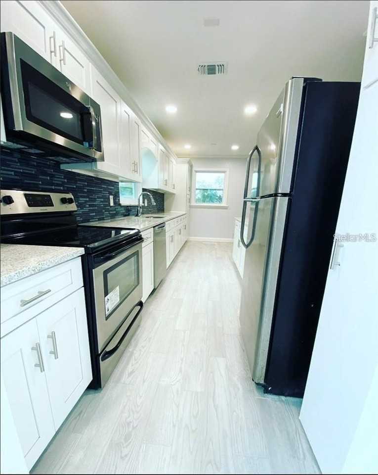 16 Jeff Rd - Photo 7 of 17