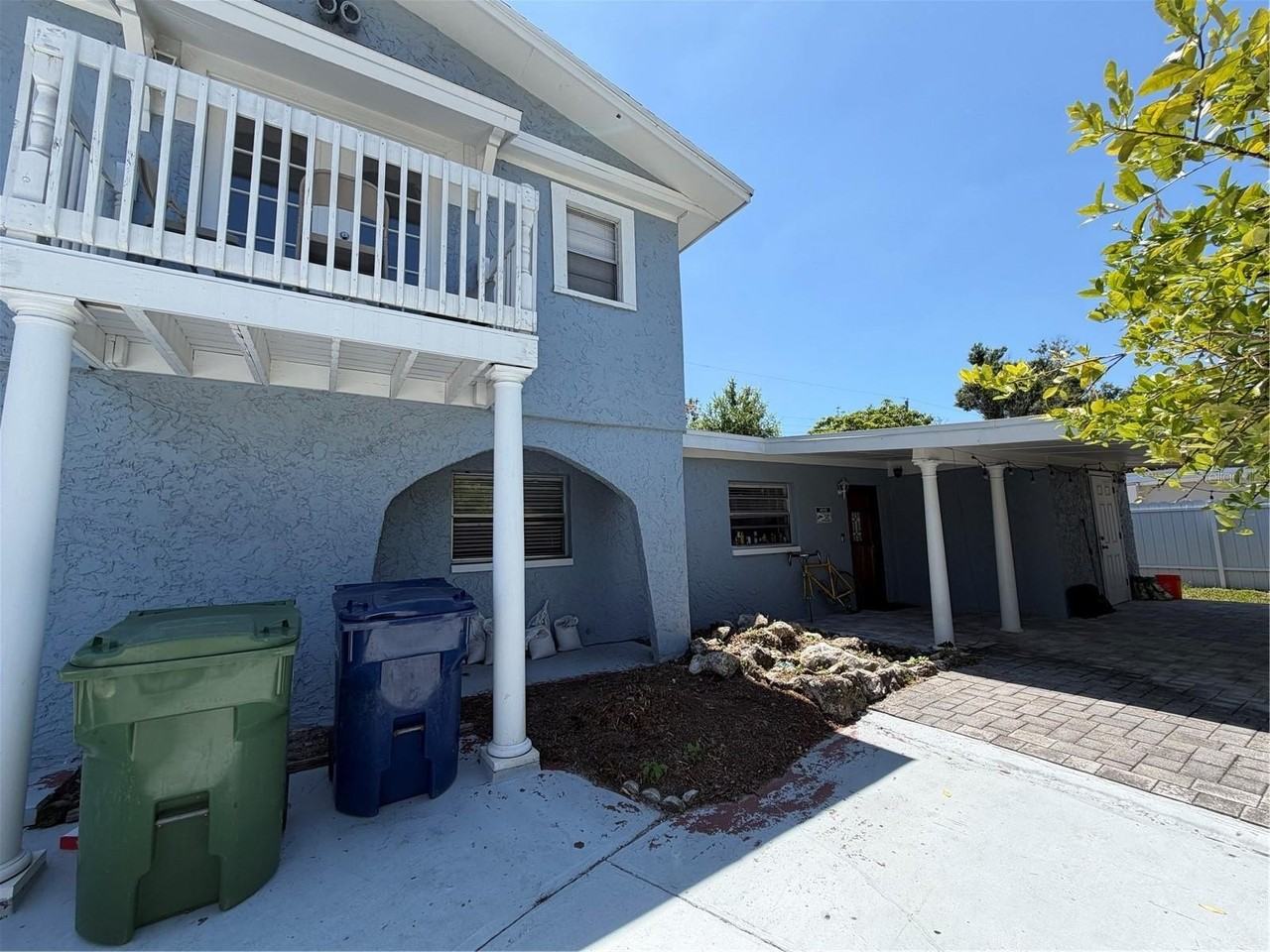 2926 W Saint John St - Photo 2 of 28