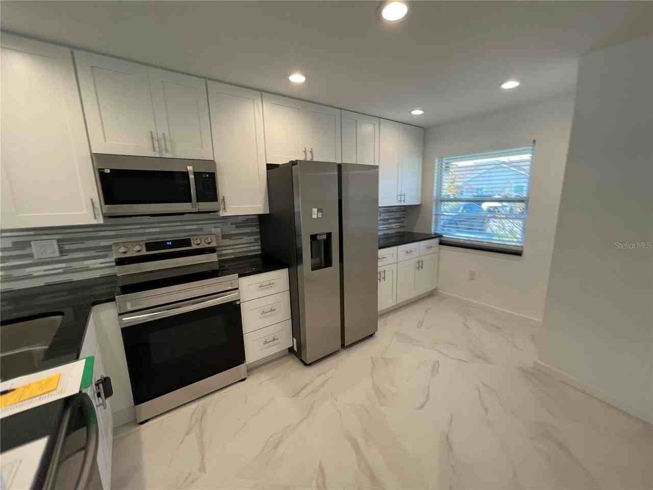 1865 Orange Boulevard Way - Photo 5 of 11