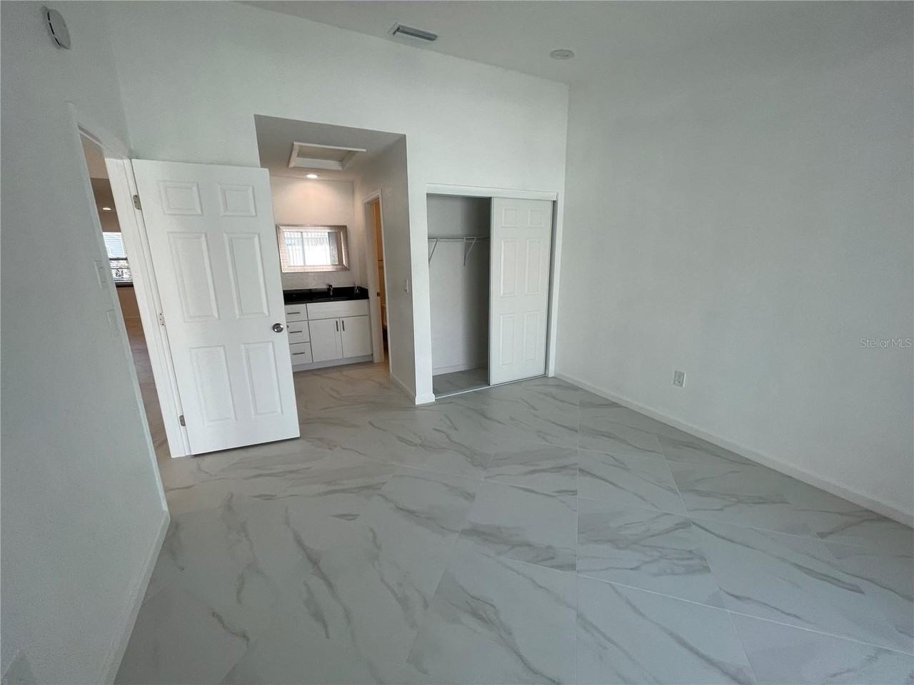 1865 Orange Boulevard Way - Photo 7 of 11