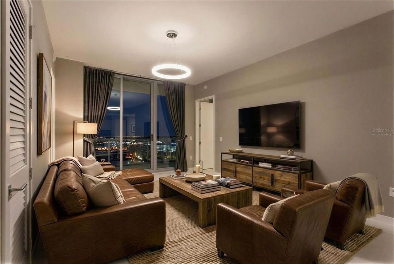 400 Central Ave #1806 - Photo 6 of 24