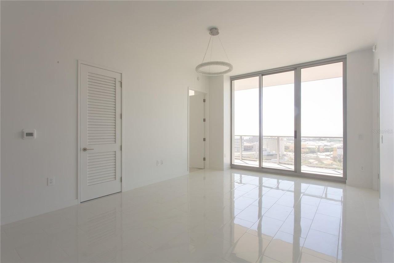 400 Central Ave #1806 - Photo 7 of 24