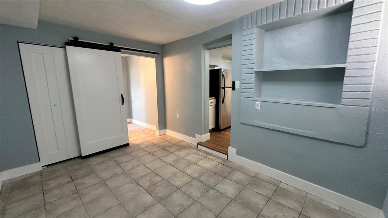 236 6th Ave N #D - Photo 5 of 13