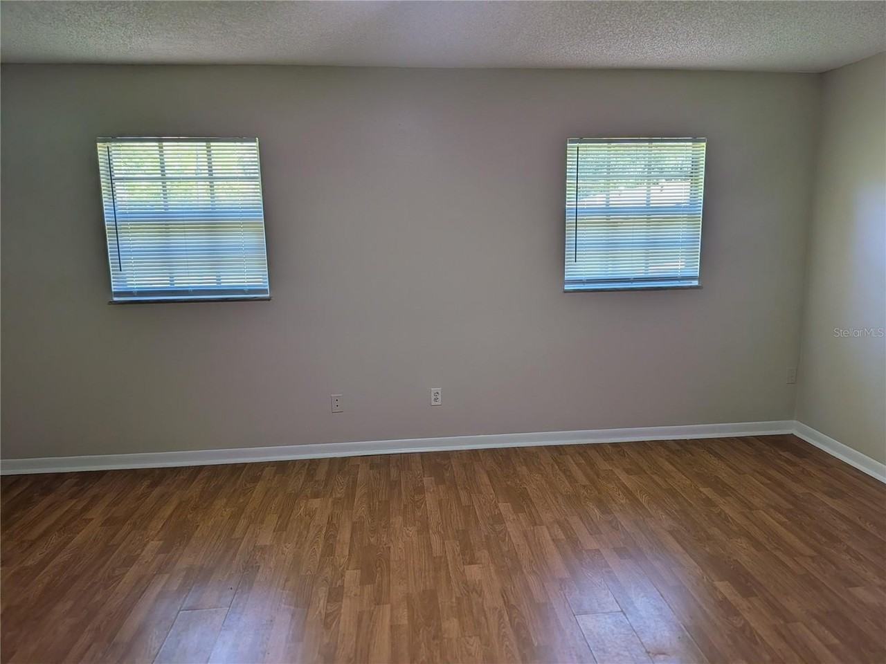 614 W Fort Dade Ave - Photo 4 of 11