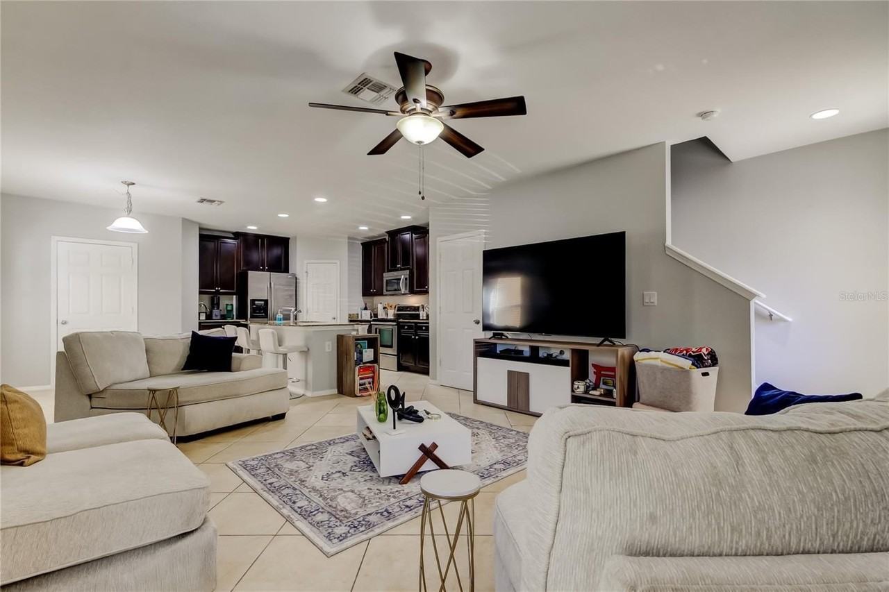 4623 Chatterton Way - Photo 3 of 11