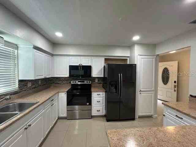 6427 109th Ave N - Photo 7 of 35