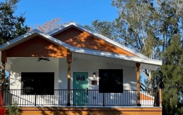 1482 Cleveland St - Photo 2 of 19