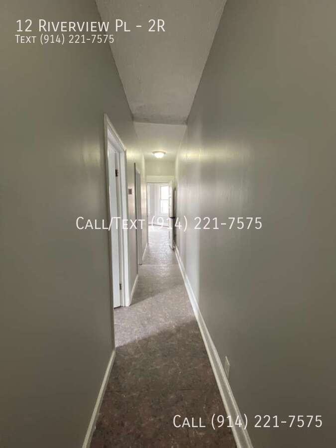 12 Riverview Pl #2R - Photo 7 of 11