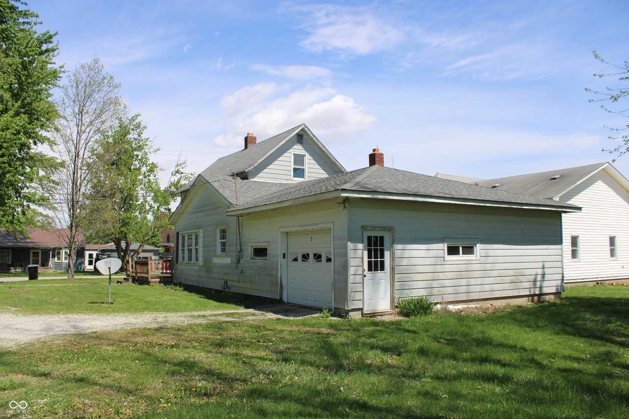 603 E Clyde St - Photo 3 of 13