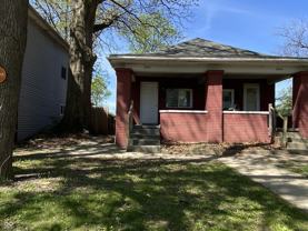 2842 N Chester Ave - Photo 1 of 1