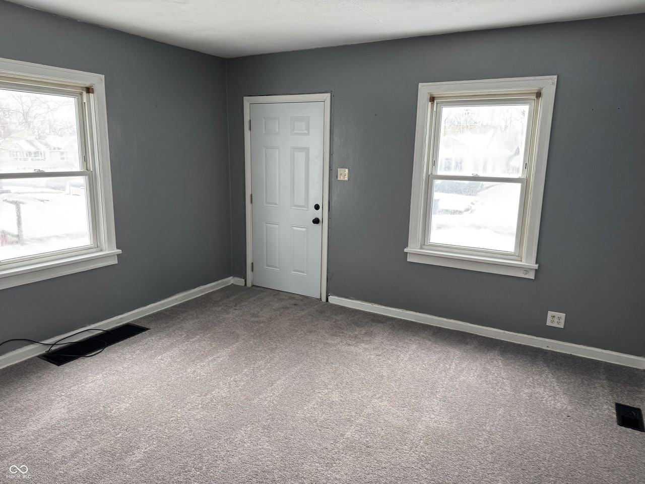 1719 Johnson Ave - Photo 3 of 6