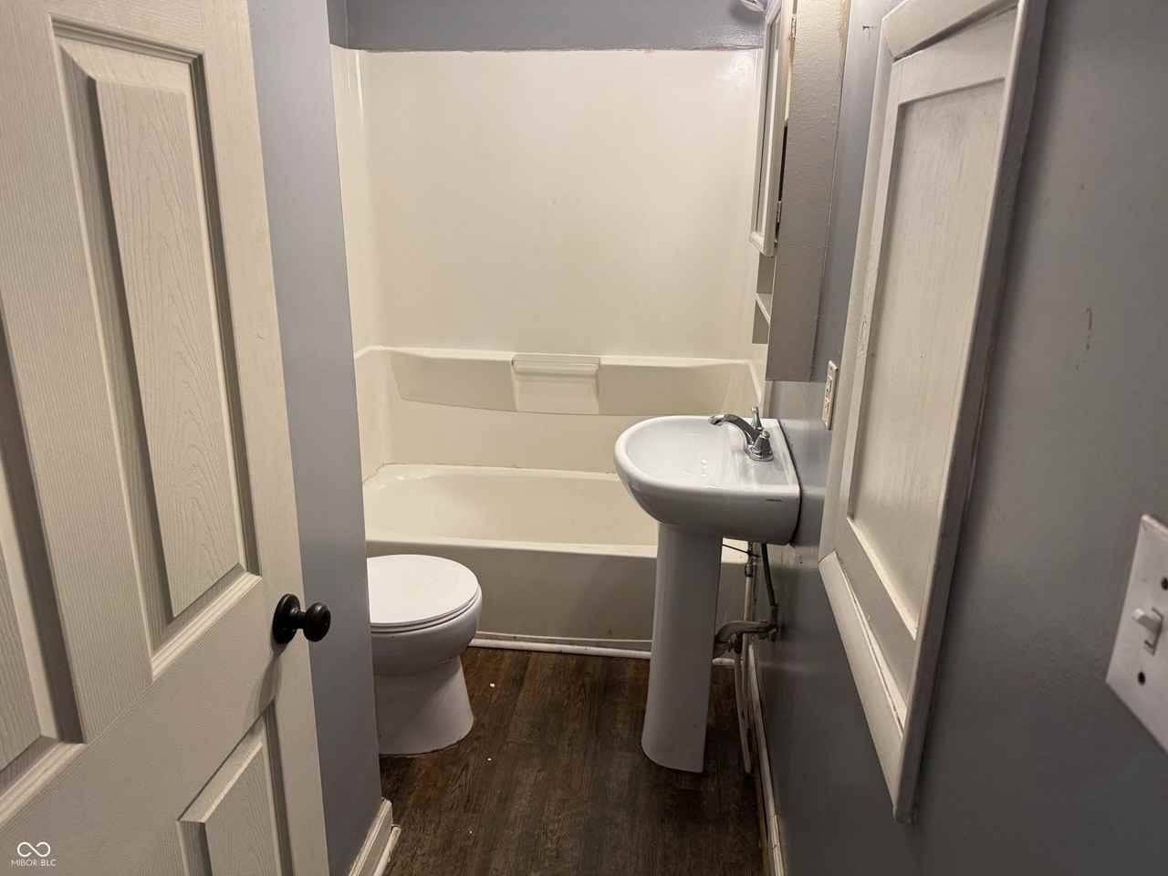 1719 Johnson Ave - Photo 5 of 6