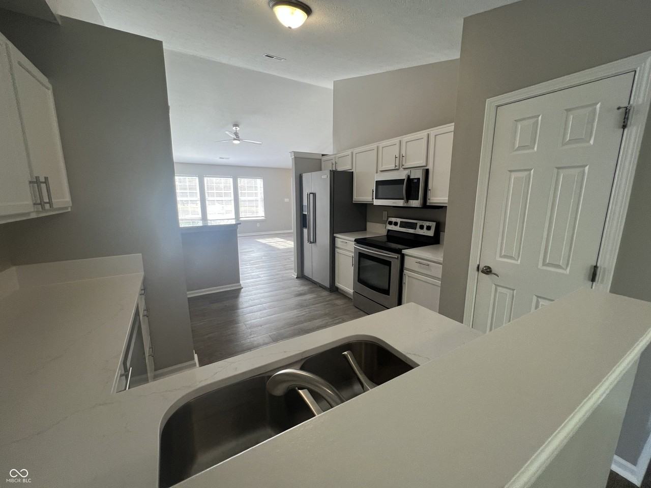 8514 Morgan Dr - Photo 5 of 21