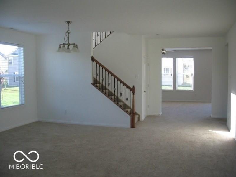 11249 Candice Dr - Photo 3 of 34