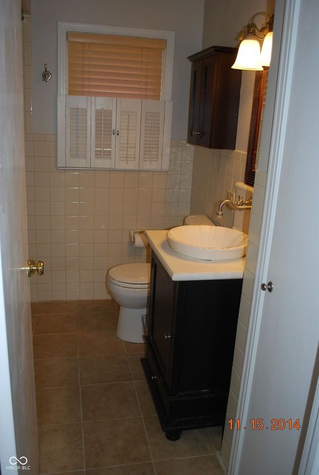 1654 Broad Ripple Ave - Photo 4 of 6