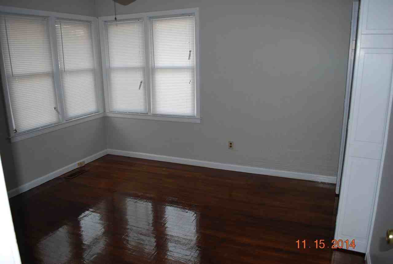 1654 Broad Ripple Ave - Photo 5 of 6