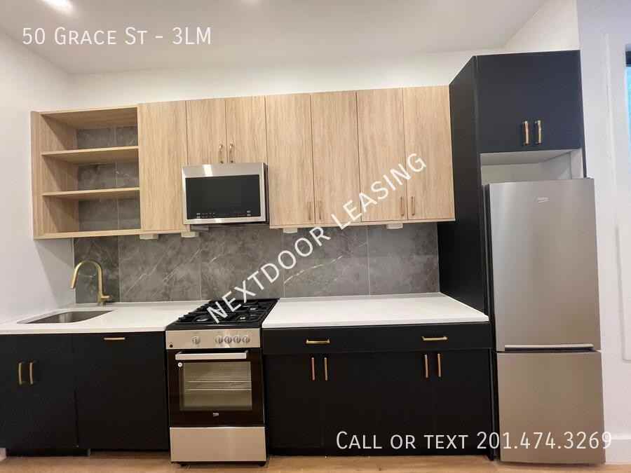 50 Grace St #3LM