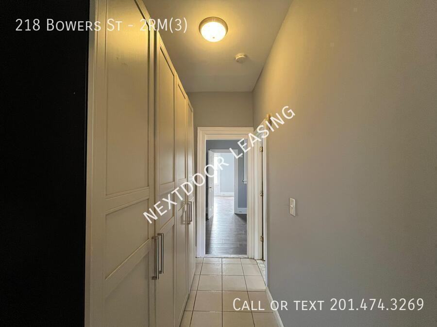 218 Bowers St #2RM3 - Photo 6 of 6
