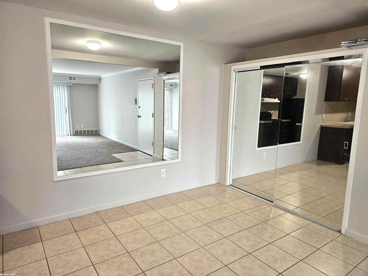 38255 Fairway Ct - Photo 4 of 12